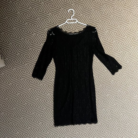 Babaton Lace Dress - Picture 1 of 3